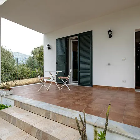 Villa Gli Ulivi Di Cala Rossa By Dimora Hub